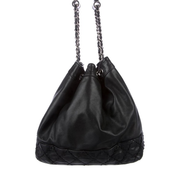 Authentic Chanel Black Leather Women's Bag - Picture 10 of 15